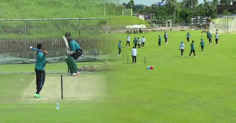 প্র্যাকটিসে ব্যস্ত বাংলাদেশ দল
